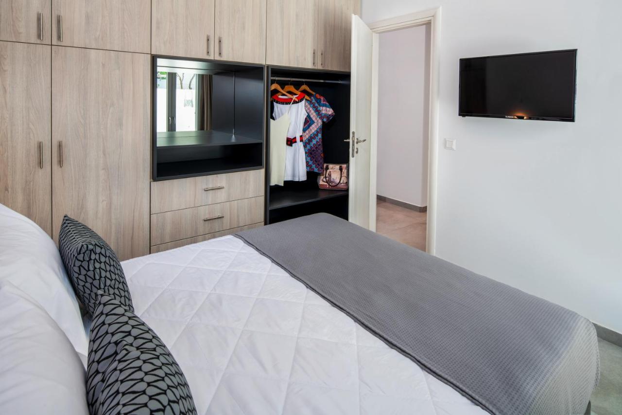 Thiramor Houses Mesaria Bagian luar foto