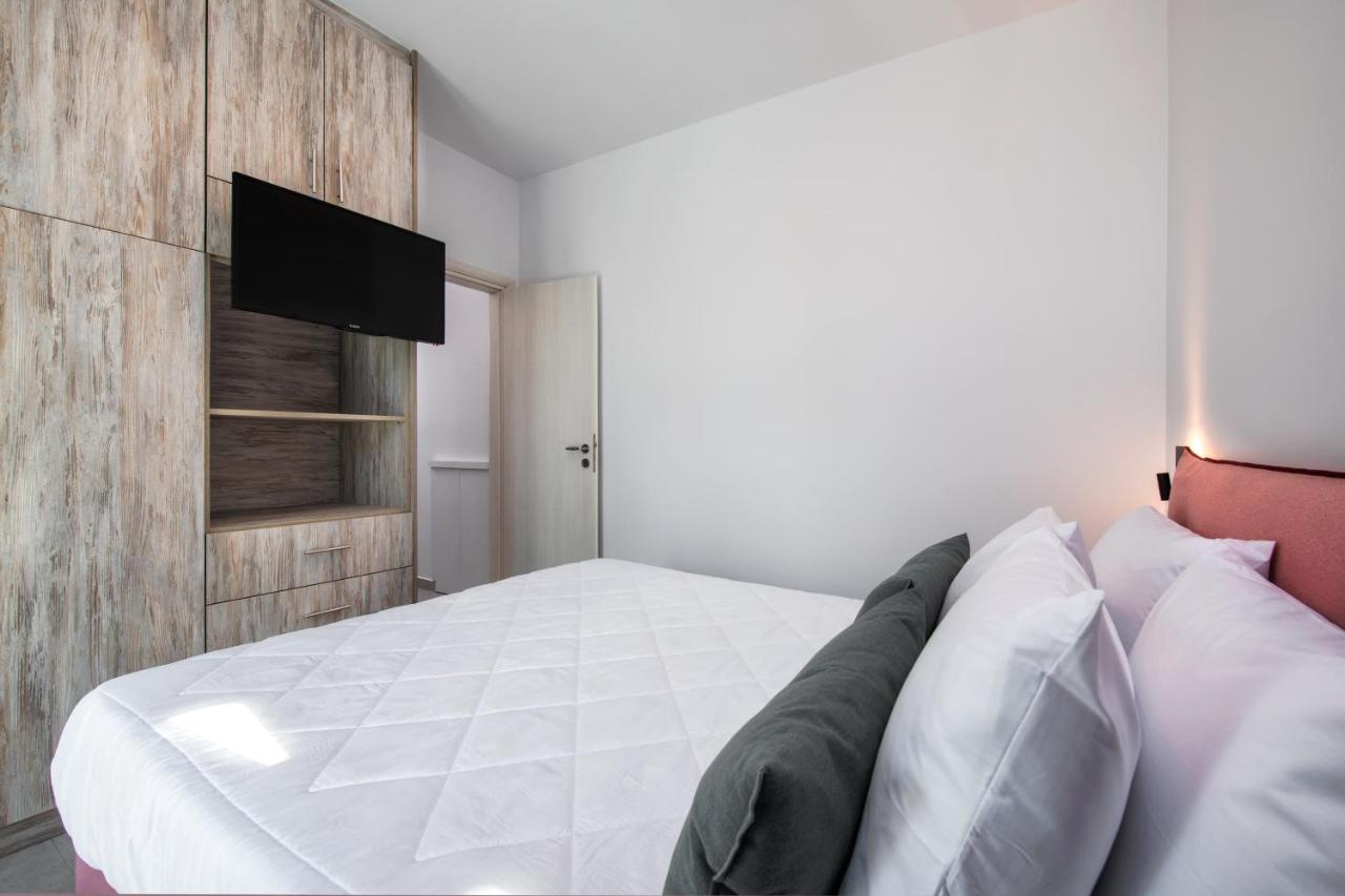 Thiramor Houses Mesaria Bagian luar foto